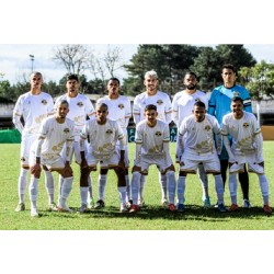 Hope Internacional enfrenta o Araucária, no Estádio do Pinhão, no manhã de domingo